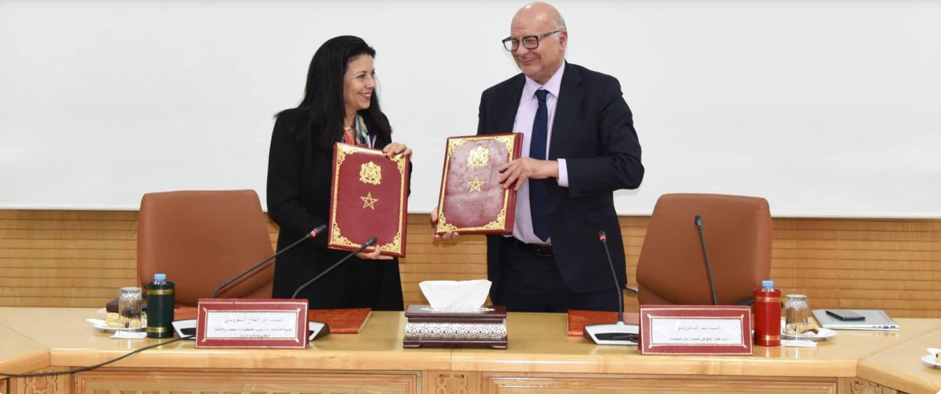 مراسم التوقيع على اتفاقية تهم تفويت البوابة الوطنية للشفافية